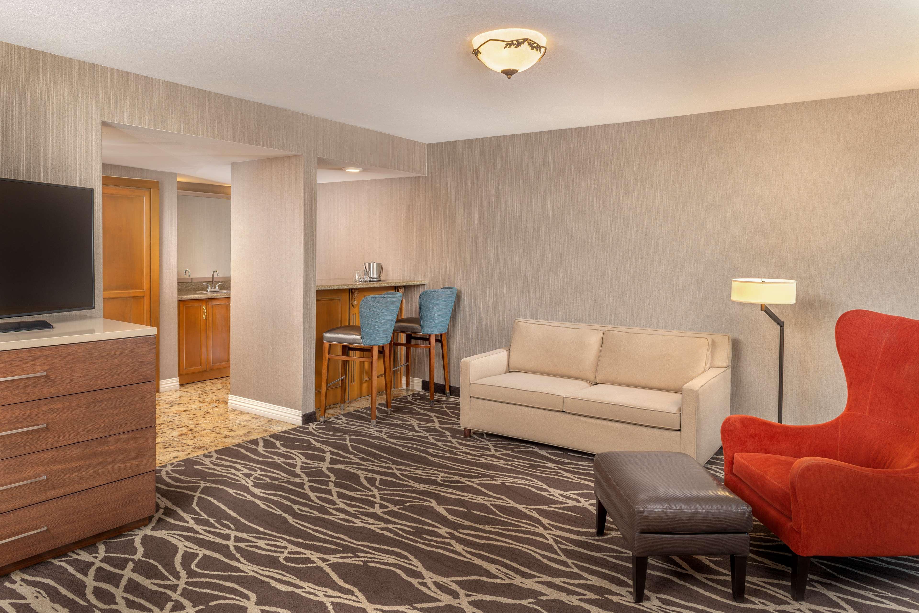 Doubletree By Hilton San Bernardino Hotel Bagian luar foto