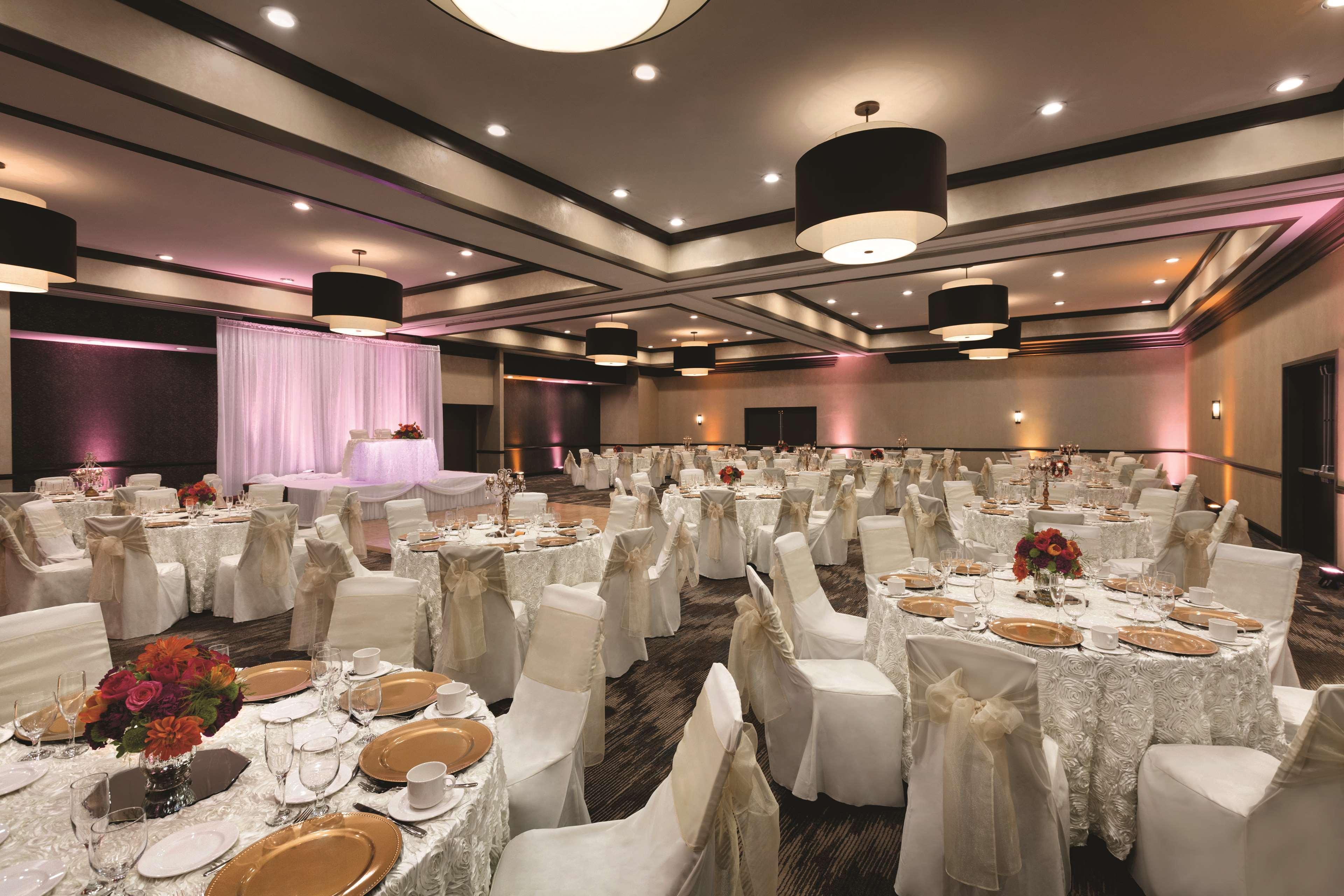 Doubletree By Hilton San Bernardino Hotel Bagian luar foto