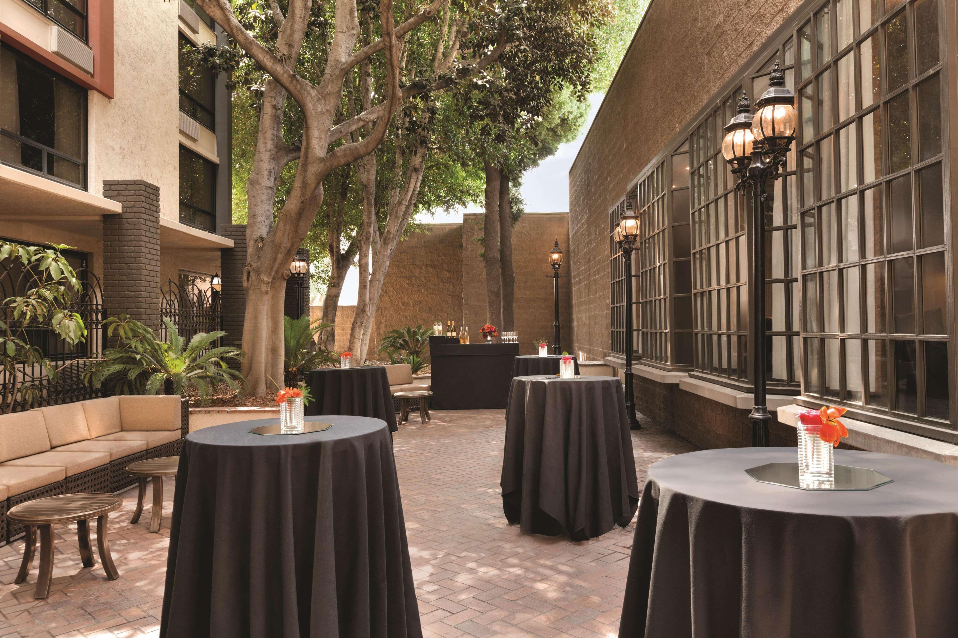 Doubletree By Hilton San Bernardino Hotel Bagian luar foto