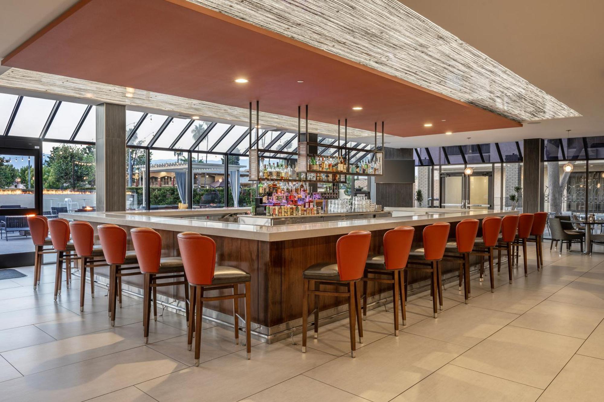 Doubletree By Hilton San Bernardino Hotel Bagian luar foto
