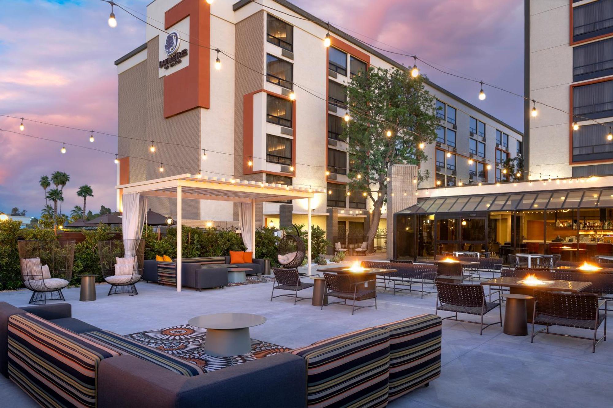 Doubletree By Hilton San Bernardino Hotel Bagian luar foto