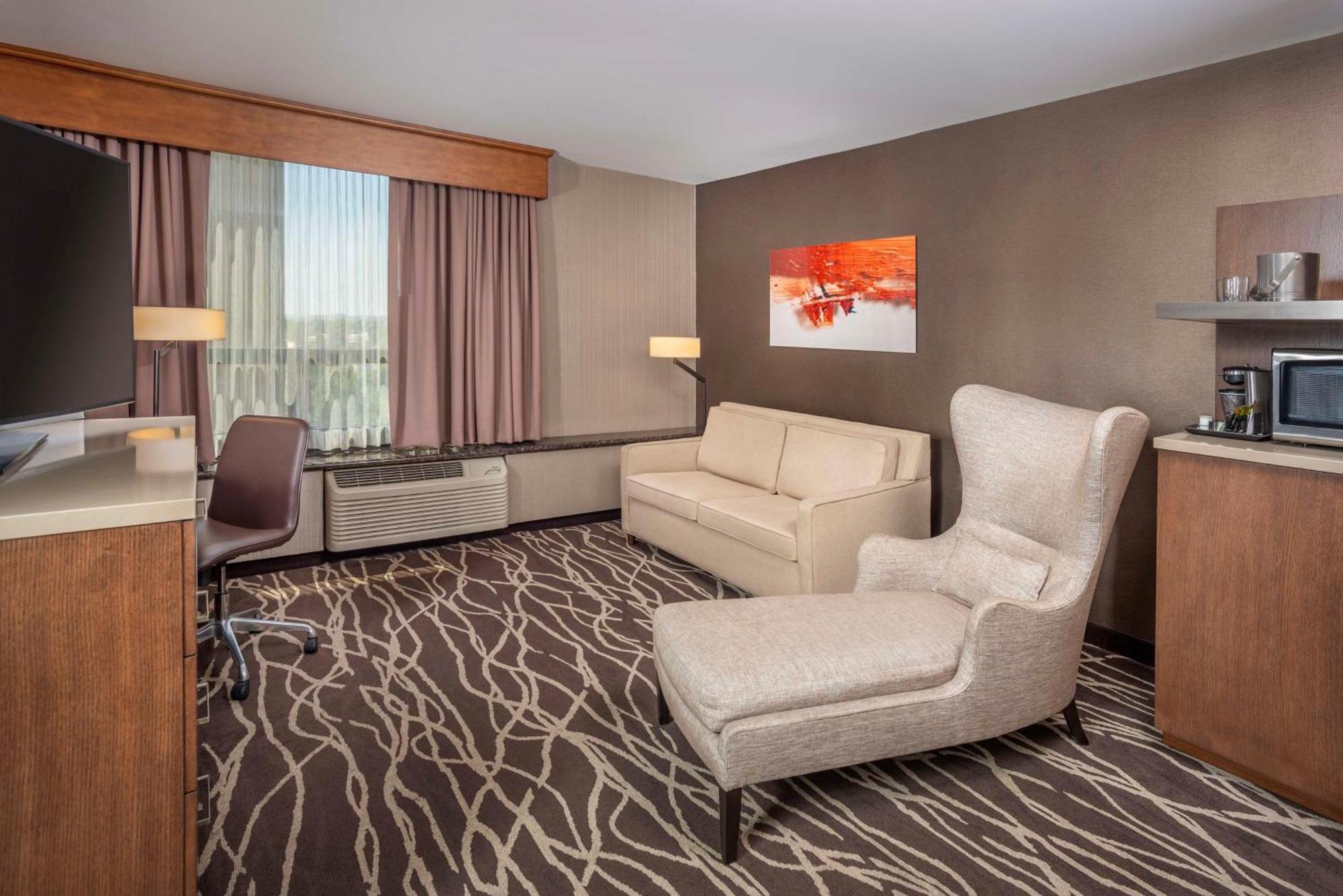 Doubletree By Hilton San Bernardino Hotel Bagian luar foto